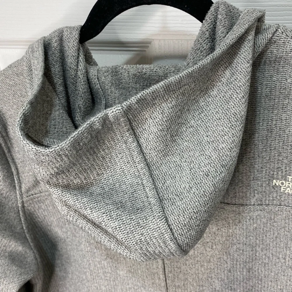 North Face gray hoodie long sleeve top, size large - Picture 12 of 13